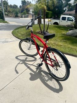 7 Speed Beach Cruiser Like New