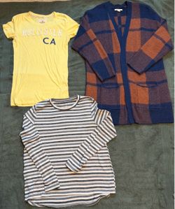 American Eagle & Hollister, Women's Clothing Bundle- size Med & Large