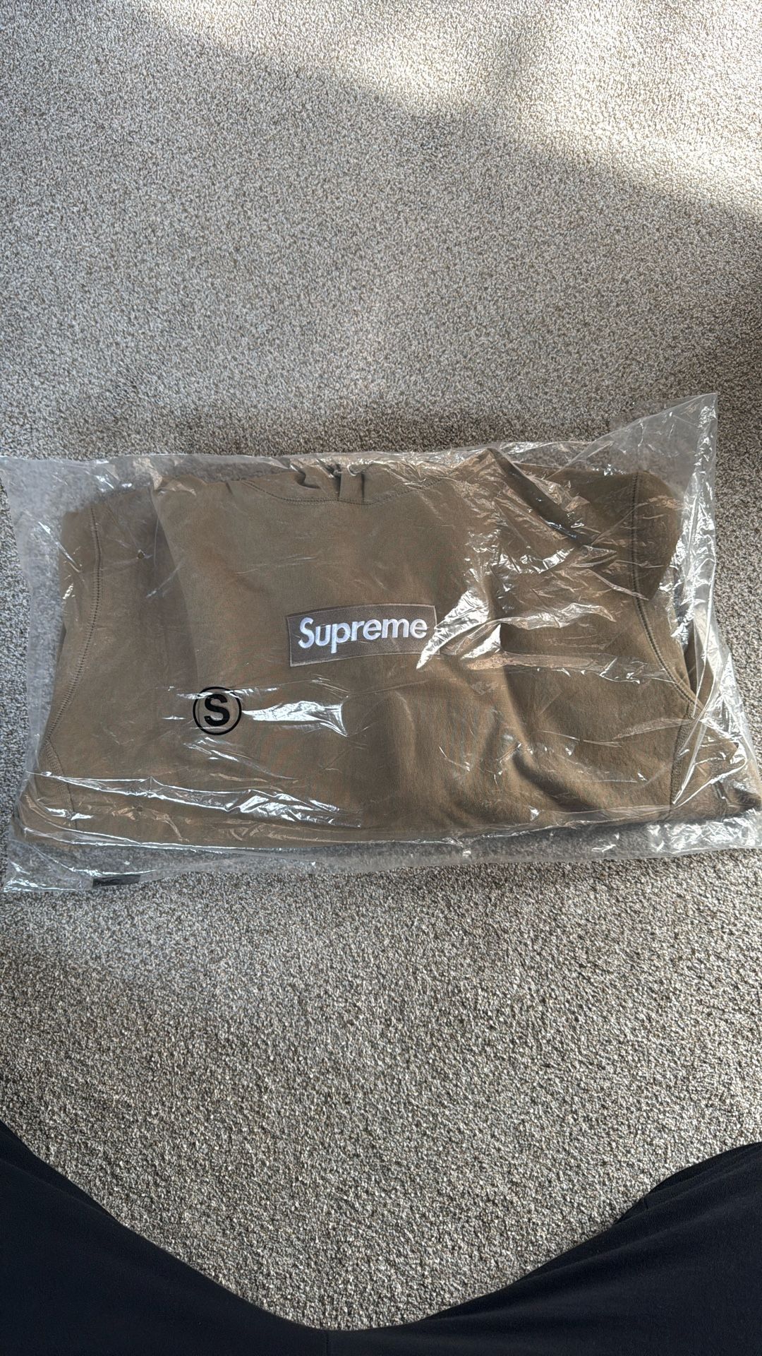 Supreme Box Logo Hoodie Sweatshirt FW23 Dark Sand Small Jordan Nike Cactus Jack Travis Black Cat