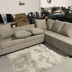 2pc Light Grey Sectional,  Livingroom Sofa Holiday Couch Furniture 