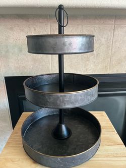3-Tier Galvanized Metal Tray Stand