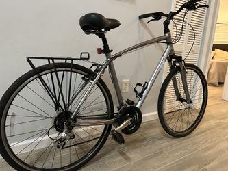 Giant cypress dx bike for best sale sale