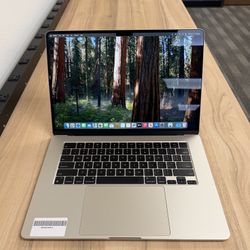 15" MacBook Air M3 8 Core*Apple Care Plus Warranty till 2027