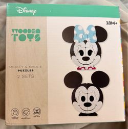 Disney Mickey & Minnie Wooden Toy Puzzles 2 Sets New