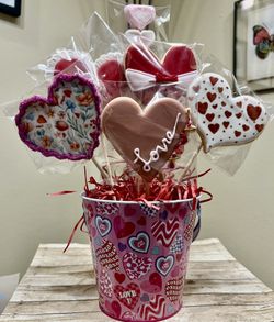 Lots of hearts!!