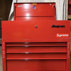 SNAP-ON TOOL box