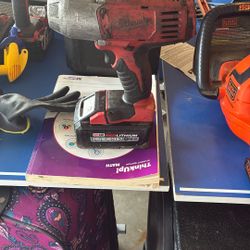 Impack Wrench With Battery 