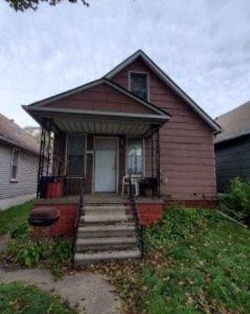 Single Family Home in River Rouge only $27,900!