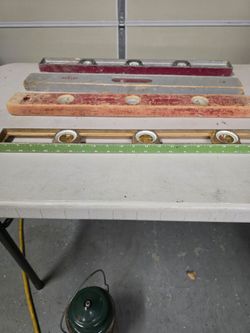 Vintage level lot