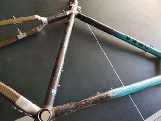Bike frame, grip tape, chain lift tool