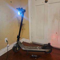 Niu KQI2 Pro Electric Scooter With Charger
