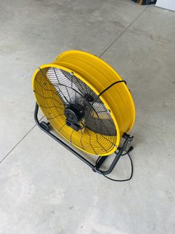 Fan 24 Feet