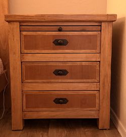 Rustic Solid Wood Bedroom Set: Full Bed, Dresser with Mirror, Chest, Nightstand
