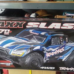 Traxxas Maxx Slash 6s