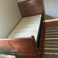 Twin Bed 