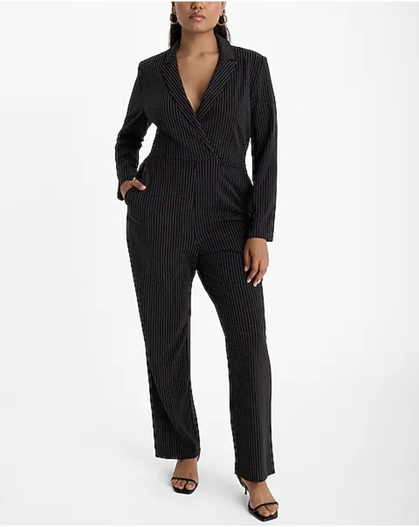 Brand New Woman’s Express brand Black Pinstripe Long Sleeve Blazer Jumpsuit Up For Sale  