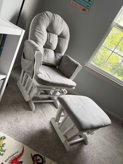 Rocking Chair with Ottoman