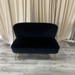 Black Velvet Love Seat