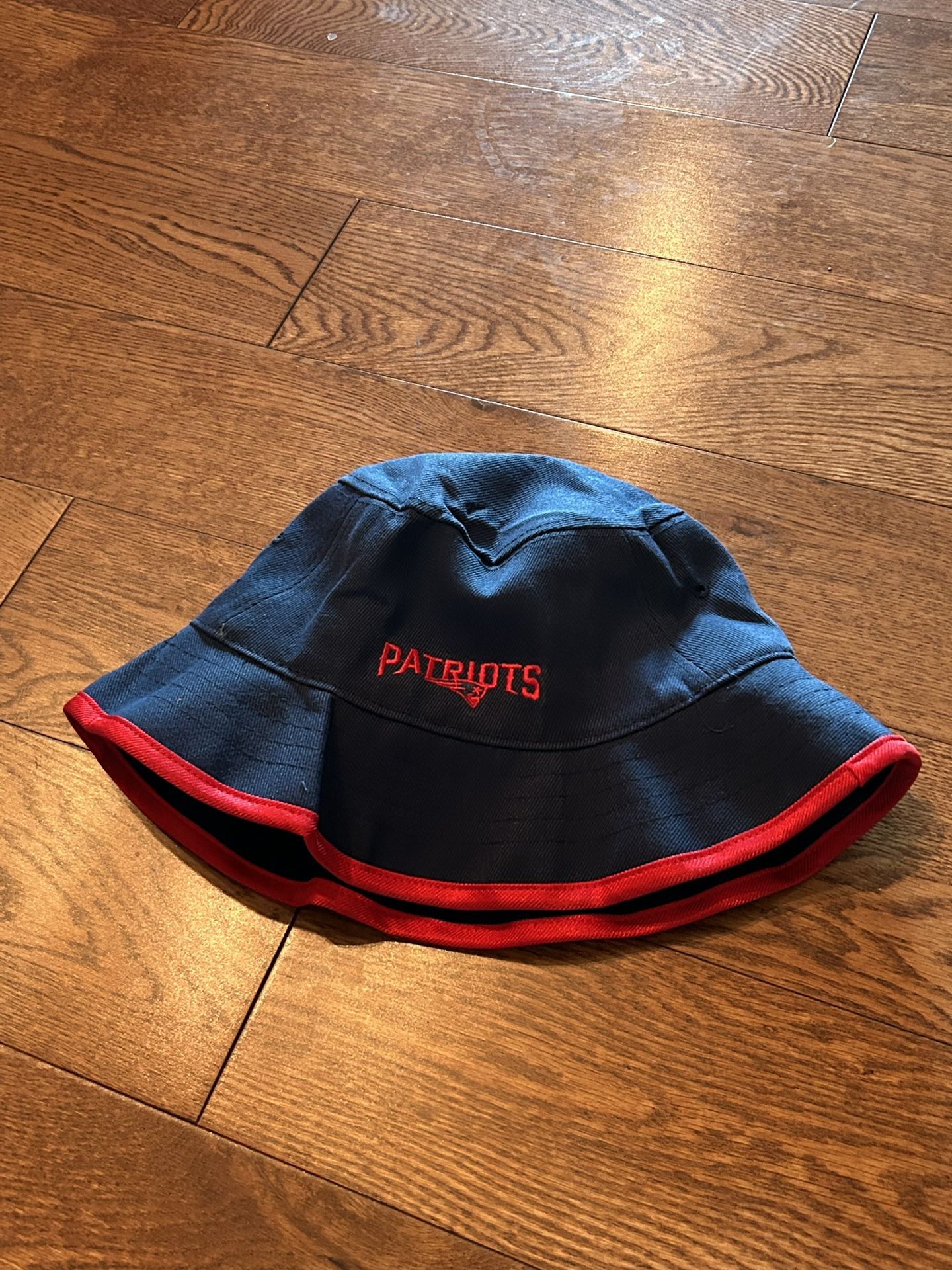 Brand new New England Patriots bucket hat Fan shop