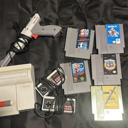 🕹️ Nintendo NES Top Loader System Bundle – Gold Zelda Games, Controllers, Zapper Gun 🎮