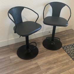 Bar Stools 