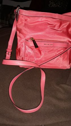 Michael Kors Purse Crossbody Color Coral