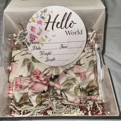 New Infant Girl Newborn/Baby Shower Gift Set