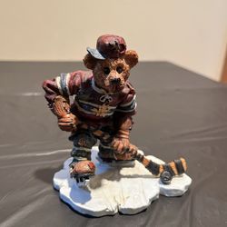 Vintage 1997 Boyds Bears and Friends Resin Figurine Titled "Puck... Slapshot"