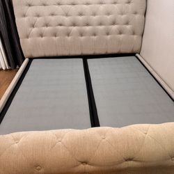 Bed King Size “Ashley Furniture”