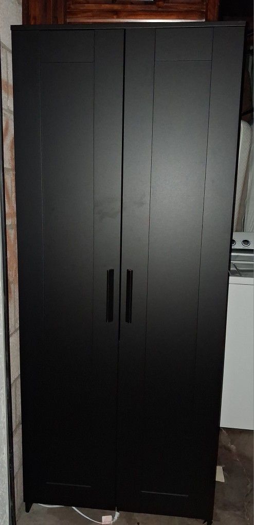 Armoire , Black