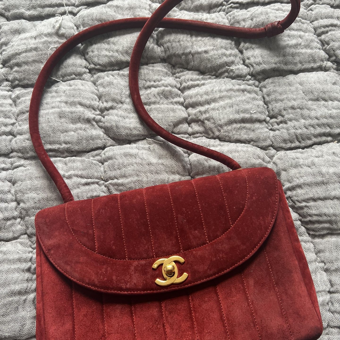 Vintage Chanel Suede Flap Bag for Sale in Eddington, PA - OfferUp