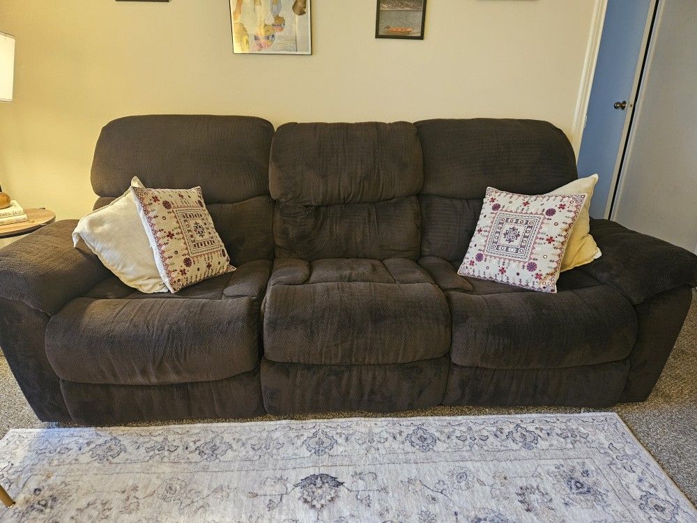 Sofa - Reclining COUCH - Recliner