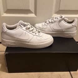 Nike ‘Air Forces’ Size 6.5y (NO BOX)