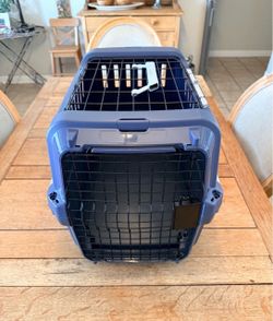 2-Door Pet Kennel