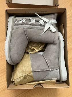 *BRAND NEW* Toddler Girl UGGS Size 10