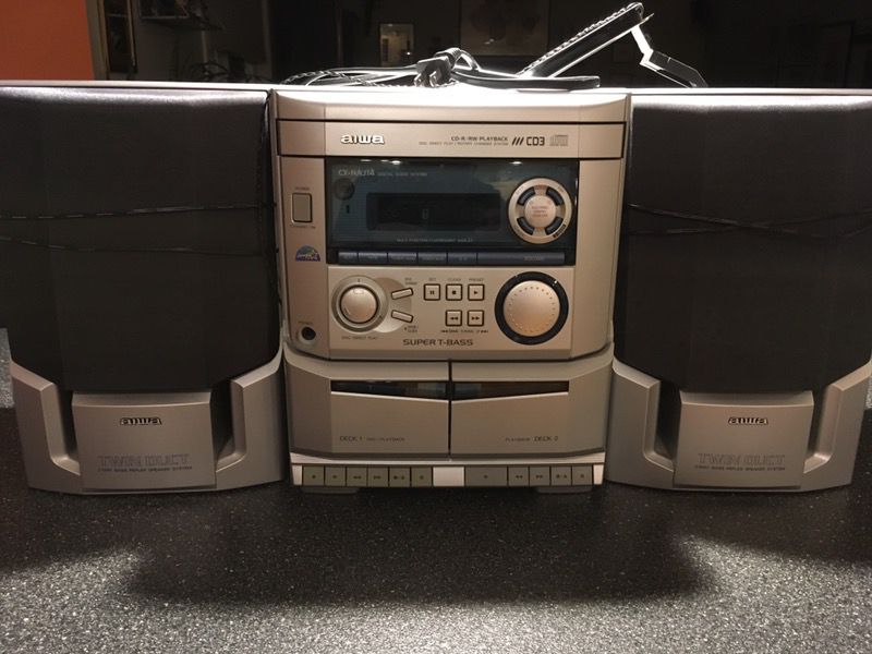 Aiwa Compact Disc Stereo System