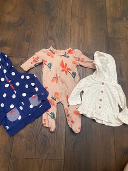 Lot of 3 girls sweaters and sleeper size 3 months by carters #13