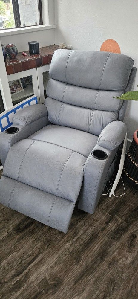 Recliner
