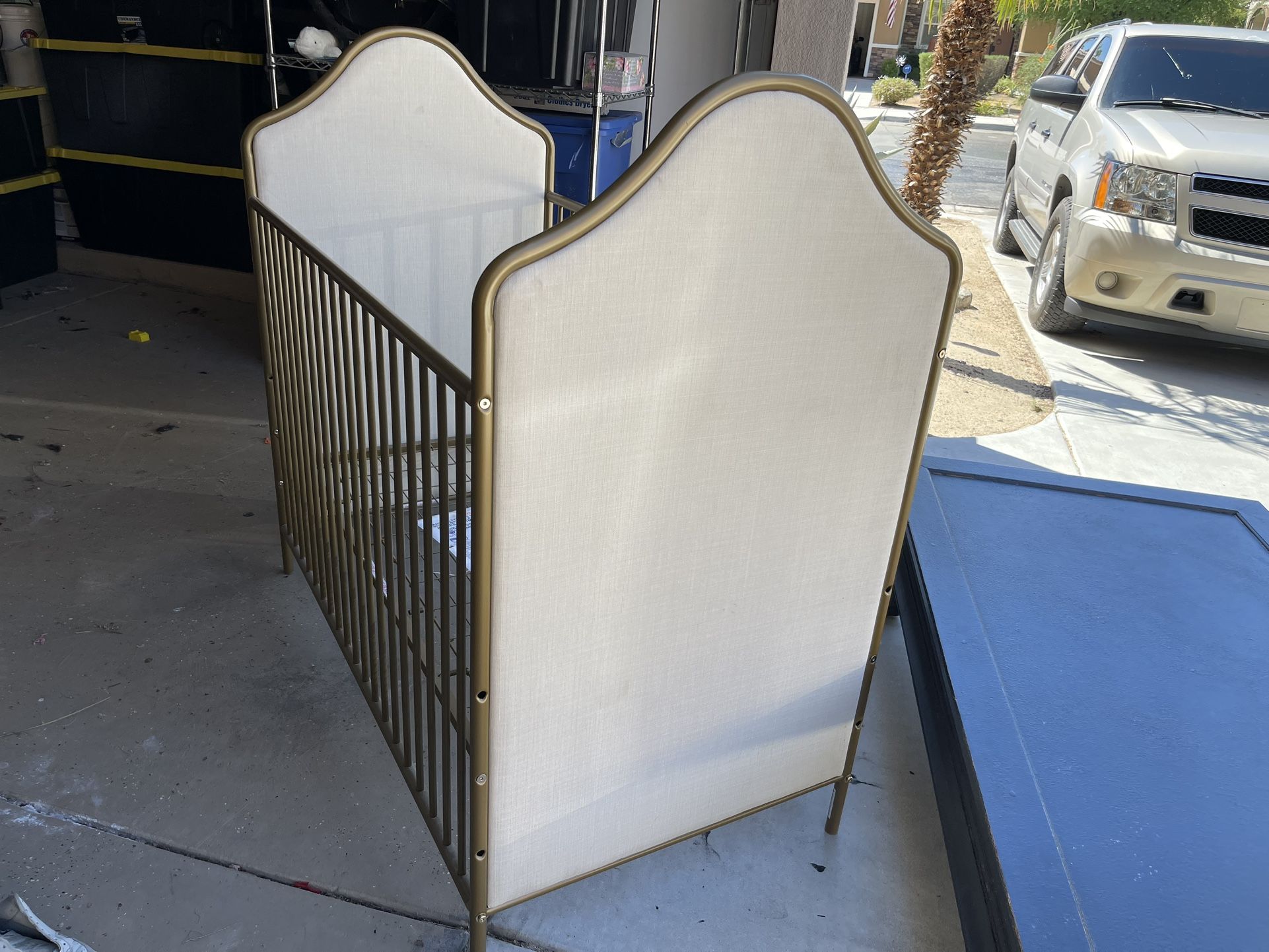 Crib And Changing Table Set