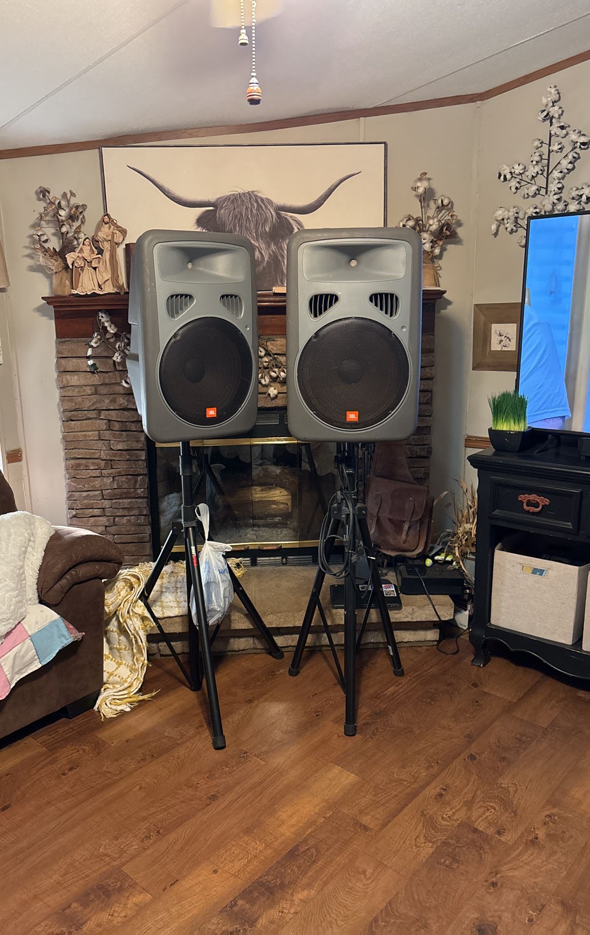 Speakers 