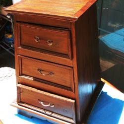 End Table - antique 