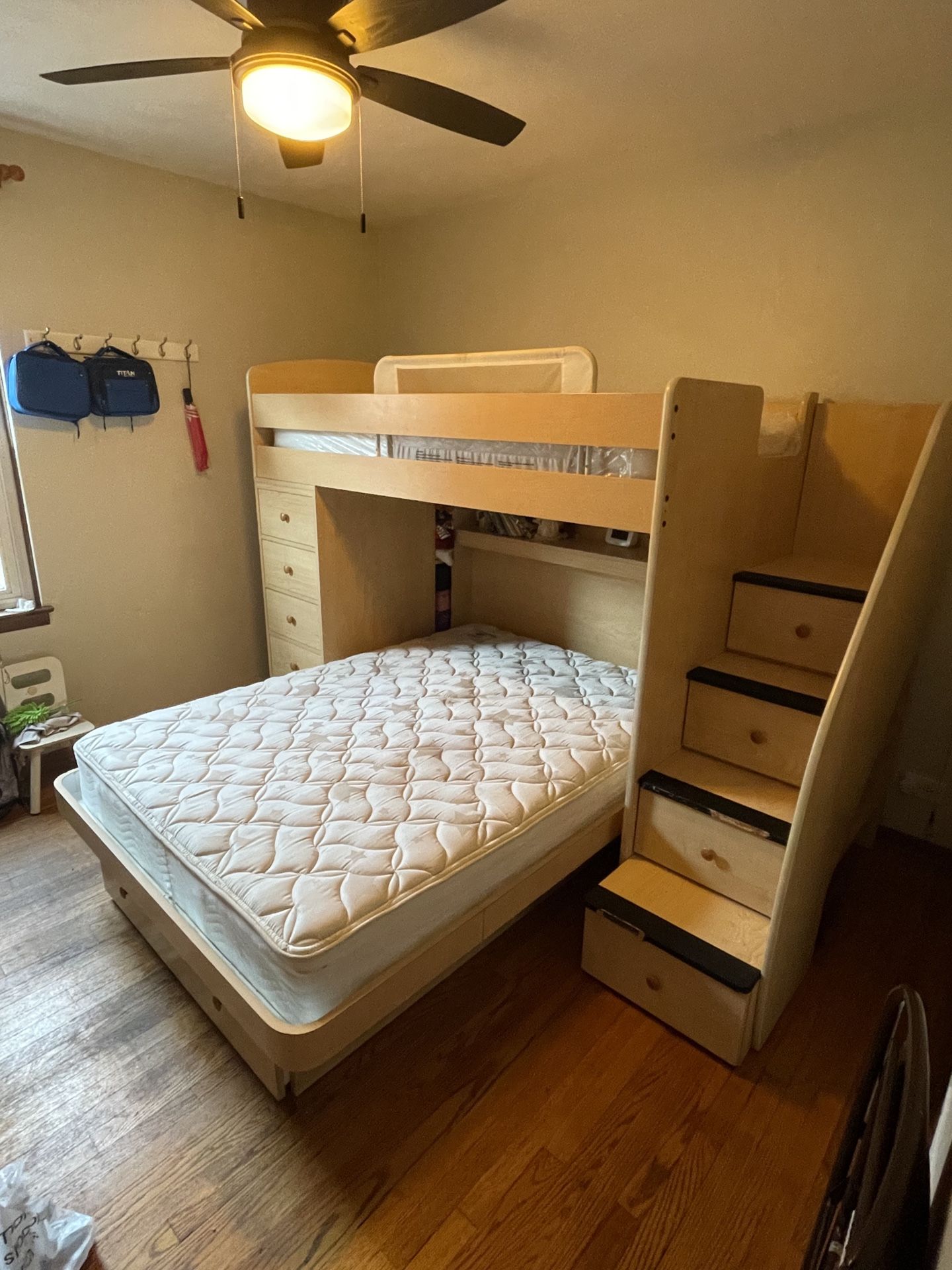 Bunk Bed With Drawers