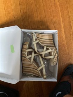 Limited Women’s shoes