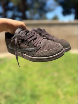 Kids Travis Scott Jordan 1 low OG SP size 2.5