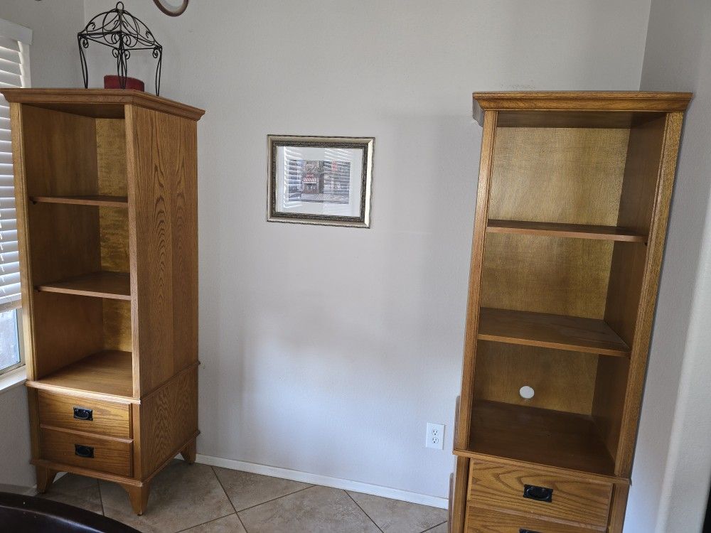 Oak Corner Shelves