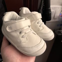 Stride Rite 360 Taye 2.0 Sneaker