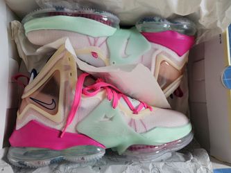 Nike LeBron 19 Valentines Day 12.5