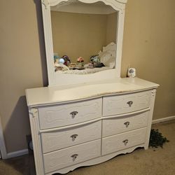 White Twin Bed, Night Stand, 6 Drawer Dresser, Makeup Counter