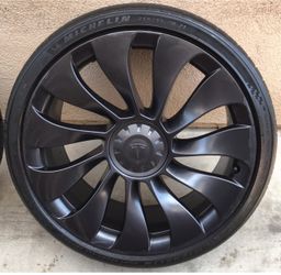1 Tesla Model Y Uberturbine 21” Performance wheel