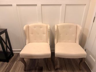 $100 OBO Creme Tufted Side Chairs/ Accent Chairs/ Dining Chairs